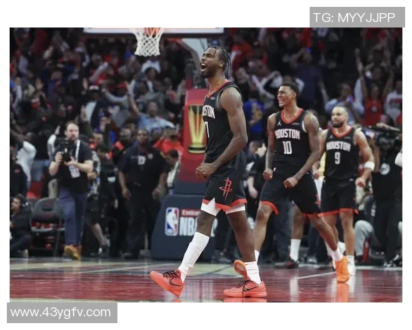 勇士与火箭激战西部决赛第二场争夺总决赛席位的关键对决