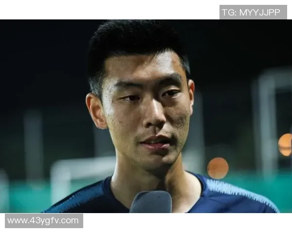 生计后期当锋卫摇摆人？冯伯元：不喜爱踢后卫，就喜爱踢中锋